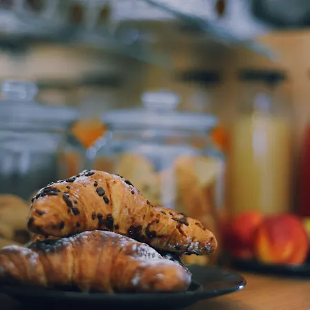 Dimora Del Campo Affittacamere 4*