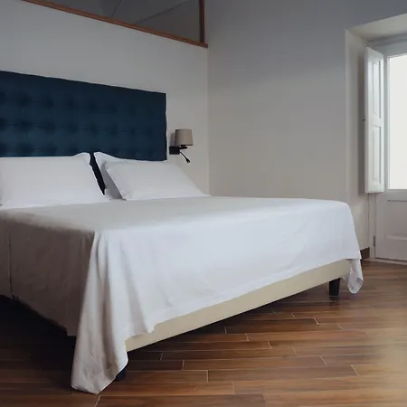 Dimora Del Campo Affittacamere 4*